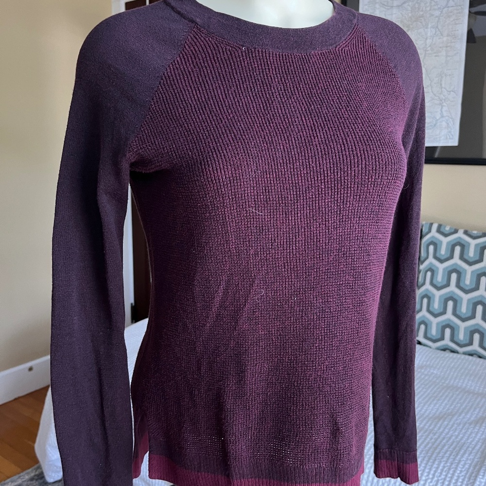 Rag & Bone Jeans Women's Sz. XS Brenda Thermal Raglan Sleeve Sweater Burgundy